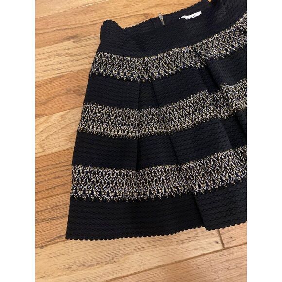 Ginger G Black & Gold pleated Textured Skirt Woven zigzag Pattern Size Large - Picture 2 of 8